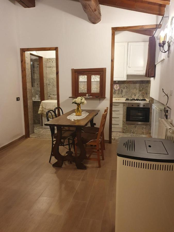 Il Castelletto Di Gomo Apartment Godiasco Екстериор снимка